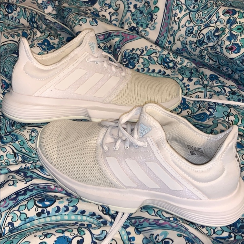 Adidas shoes size 7.5